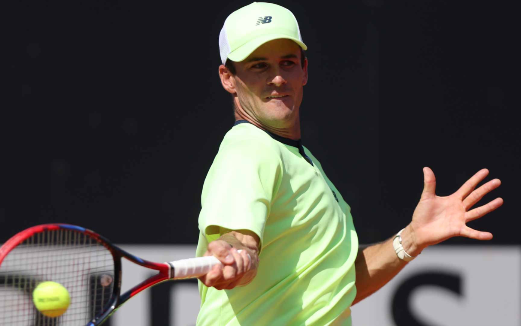 员的舞台上 员的舞台上