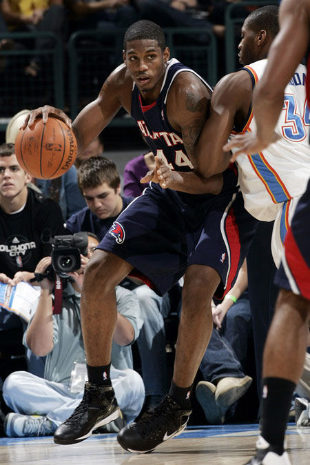 虽然杜兰特 虽然杜兰特