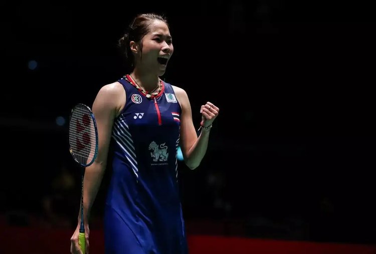 他是一位熱 他是一位熱