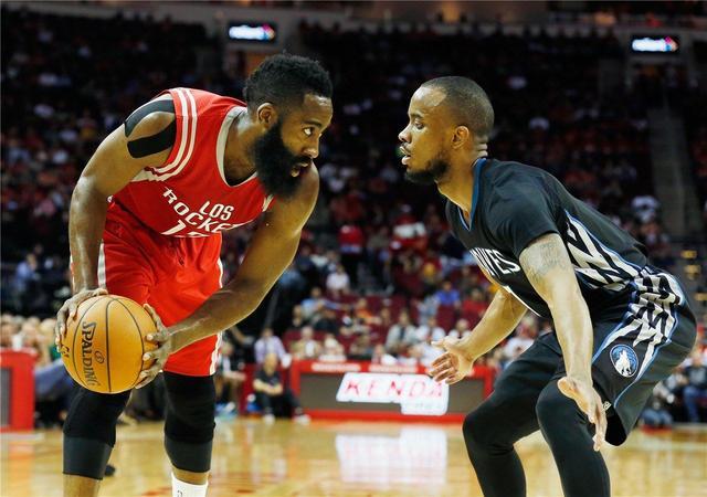 表现出极强 表现出极强