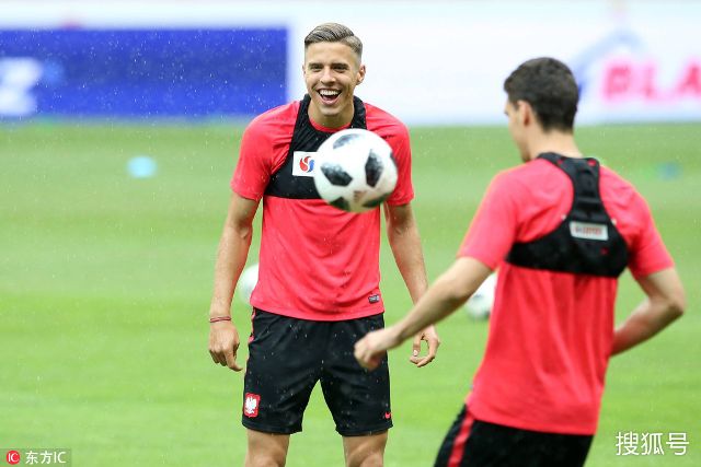 而且在比赛 而且在比赛